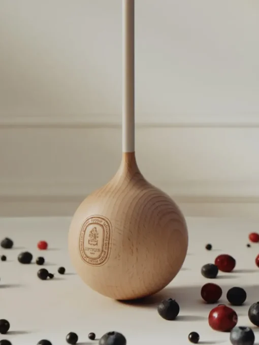 Diptyque Baies (Berries) The Culbuto, Oscillating diffuser